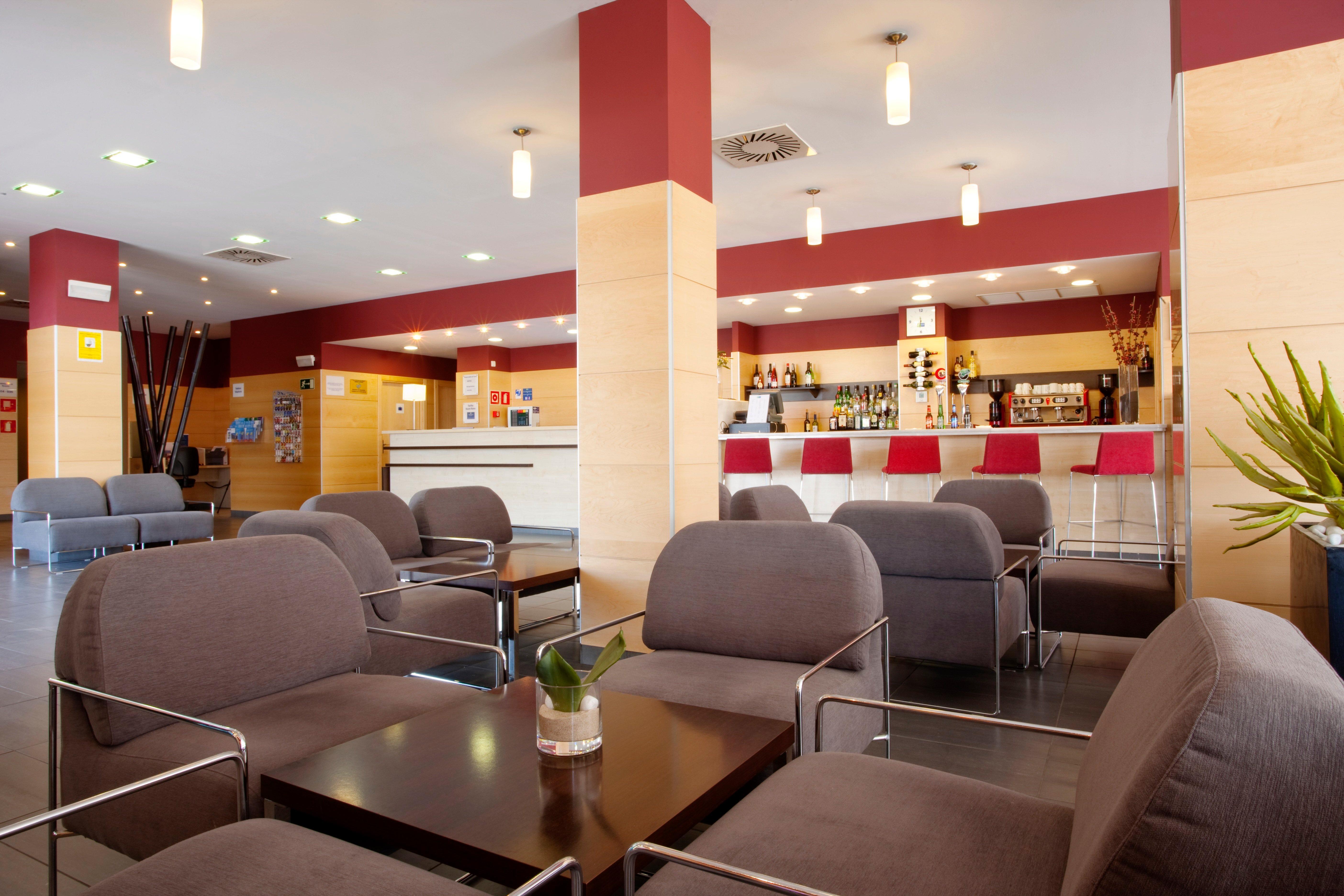 Holiday Inn Express Malaga Airport, An Ihg Hotel Restaurant photo